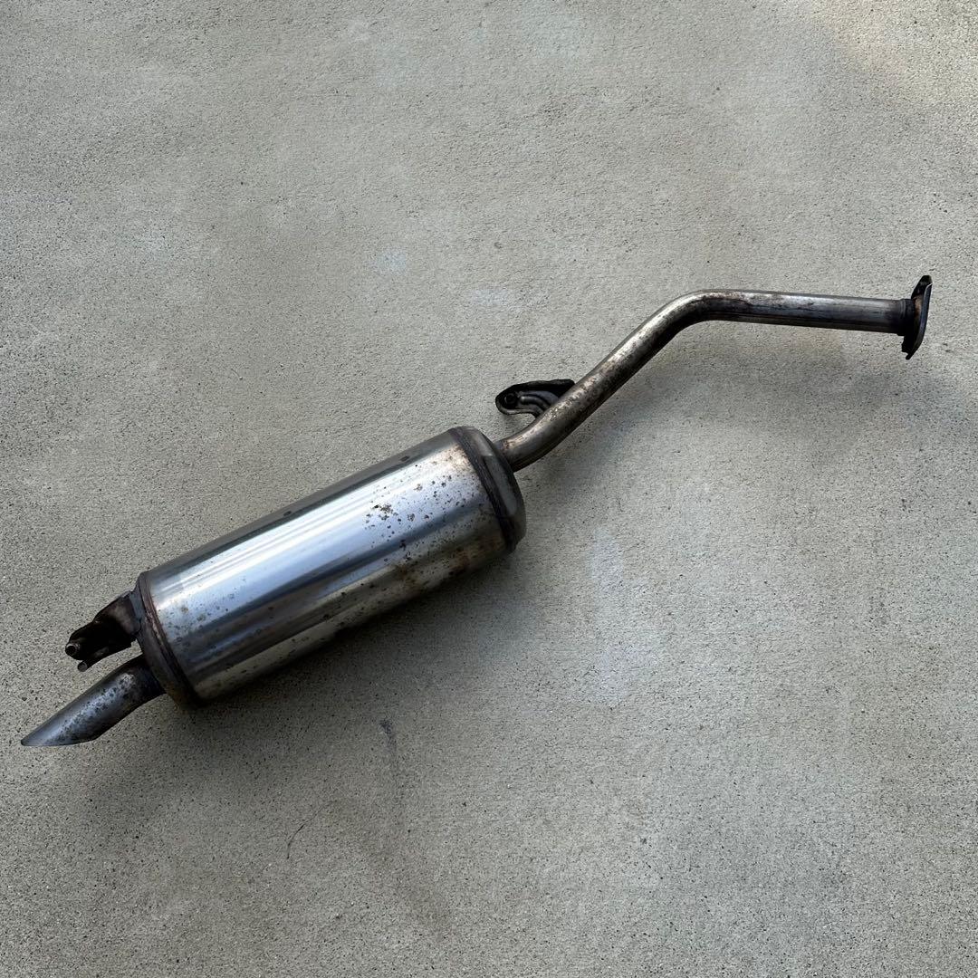 トヨタ 30プリウス 純正リアピース