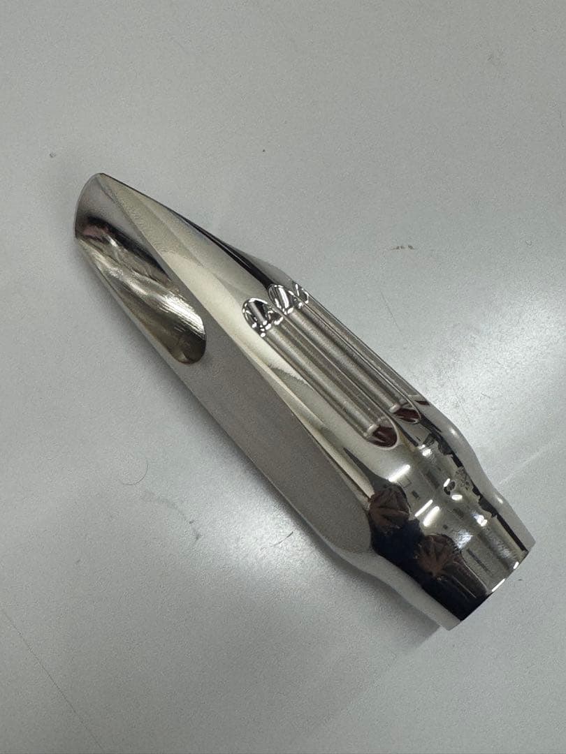 真鍮製ロジウムメッキ仕上げ クラシック系マウスピース（アルトサックス用）