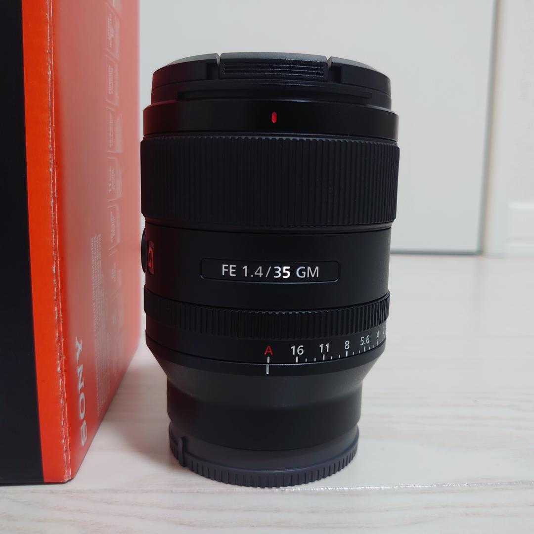 ソニーデジタル一眼カメラ“α”[Eマウント]用レンズSEL35F14GM