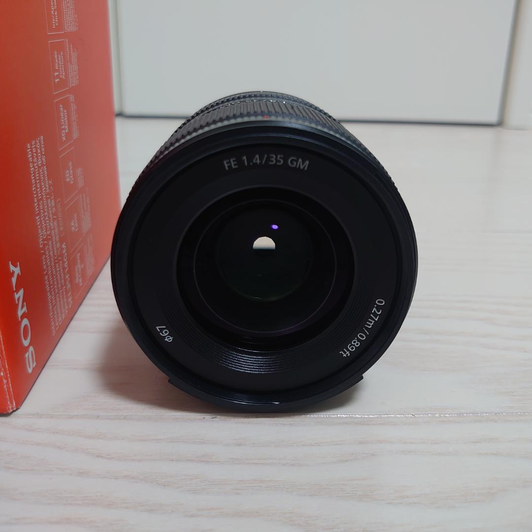 ソニーデジタル一眼カメラ“α”[Eマウント]用レンズSEL35F14GM