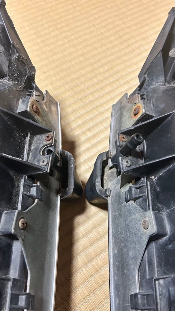 ランクル80！　純正ヘッドライト