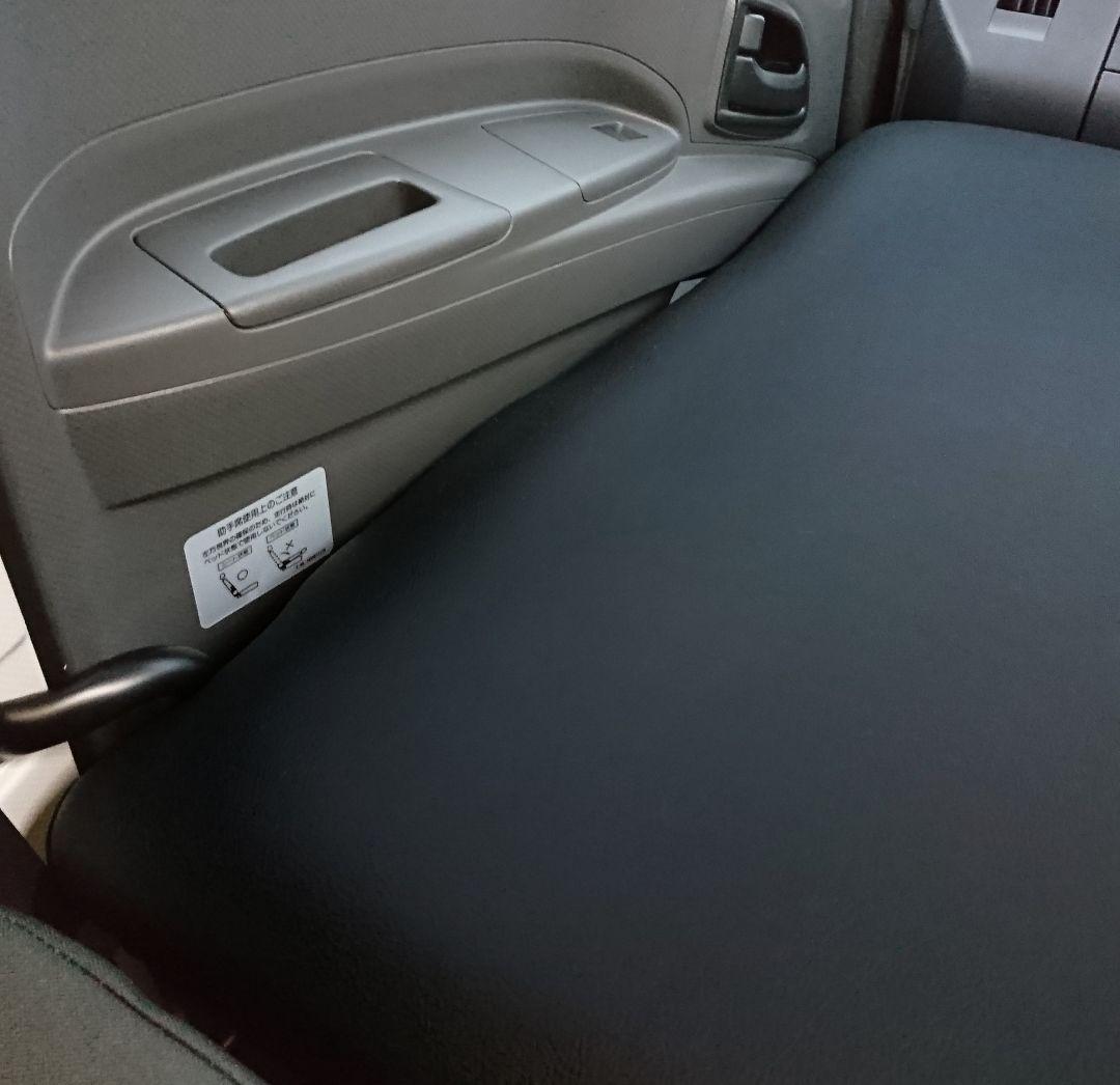 【新品】20ファイブスターギガ★フラット助手席 ブラックレザー★支柱キット付属