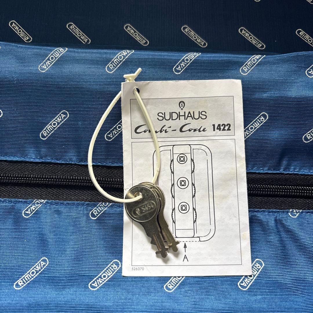 RIMOWA キャリーケース 82リットル72cm x 48cm x 25cm