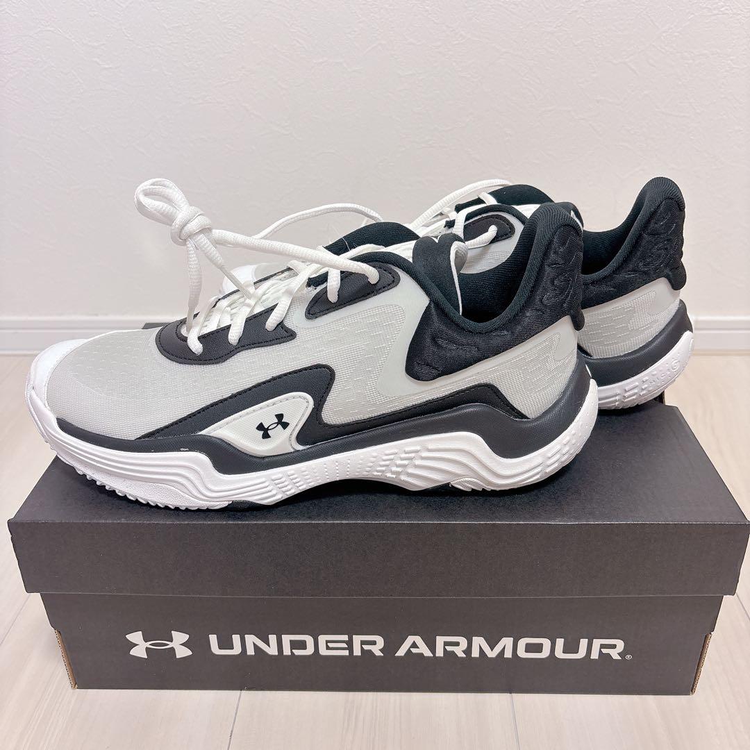 【新品未使用】UNDER ARMOUR SPAWN 7 27.5cm バッシュ