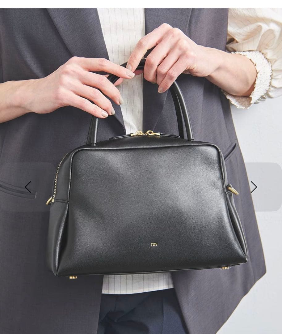 美品　TOV PETAL バッグ