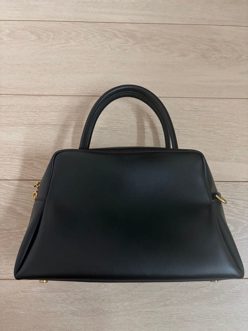 美品　TOV PETAL バッグ