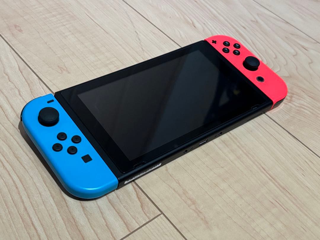 ニンテンドースイッチ Nintendo Switch ネオンレッド 美品