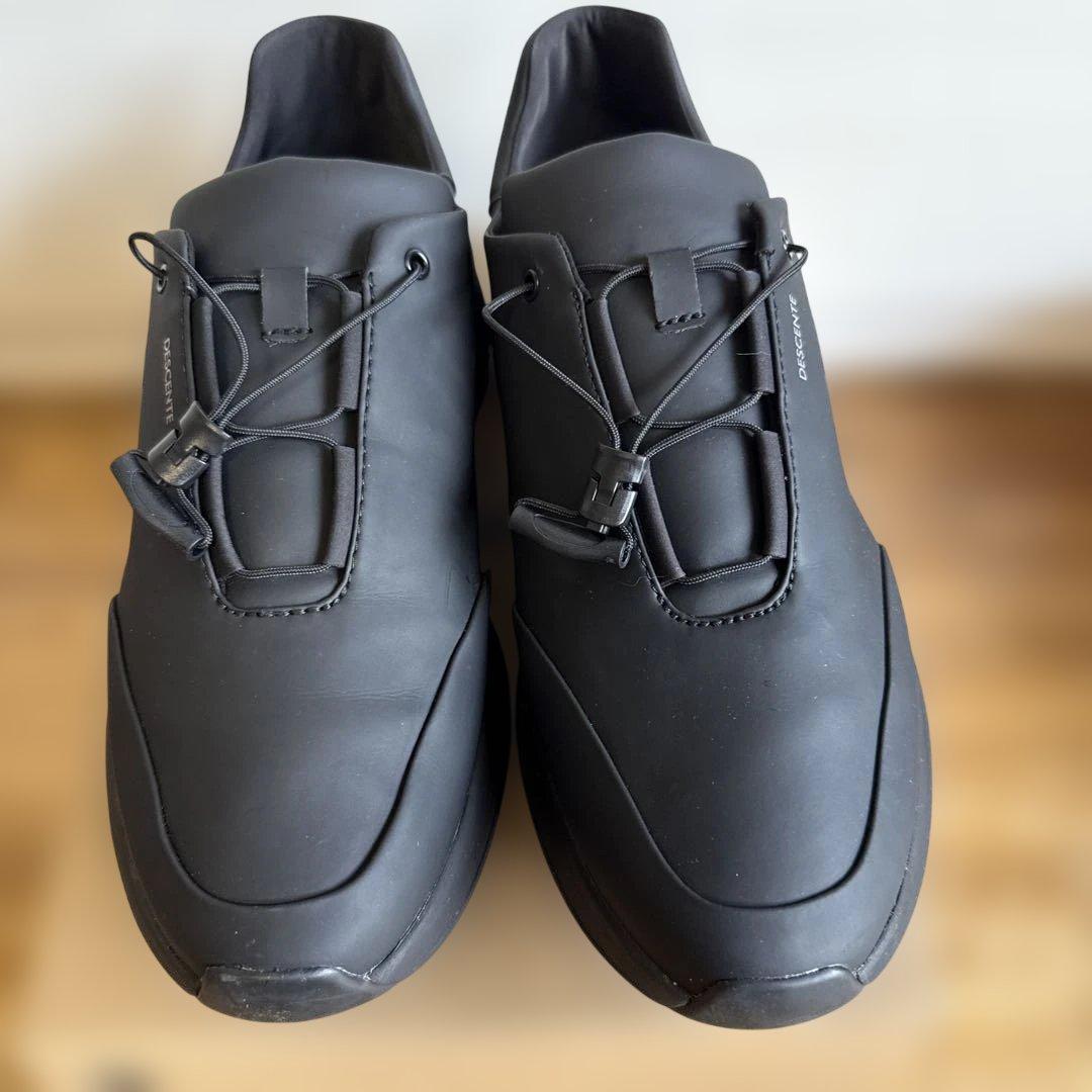 【極美品】デサント　DESCENTE 防水シューズ　メンズ シューズ　28cm