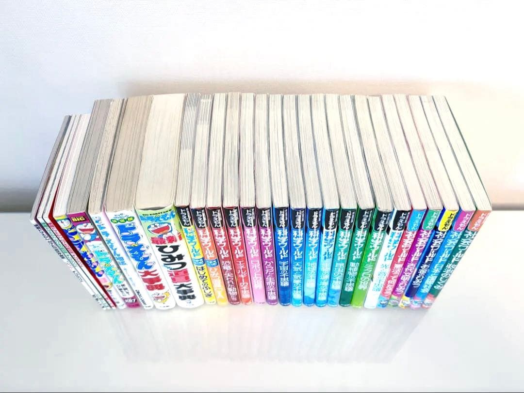 【美品】ドラえもん 科学ワールド 社会ワールド19冊セット＋関連本おまけ8冊