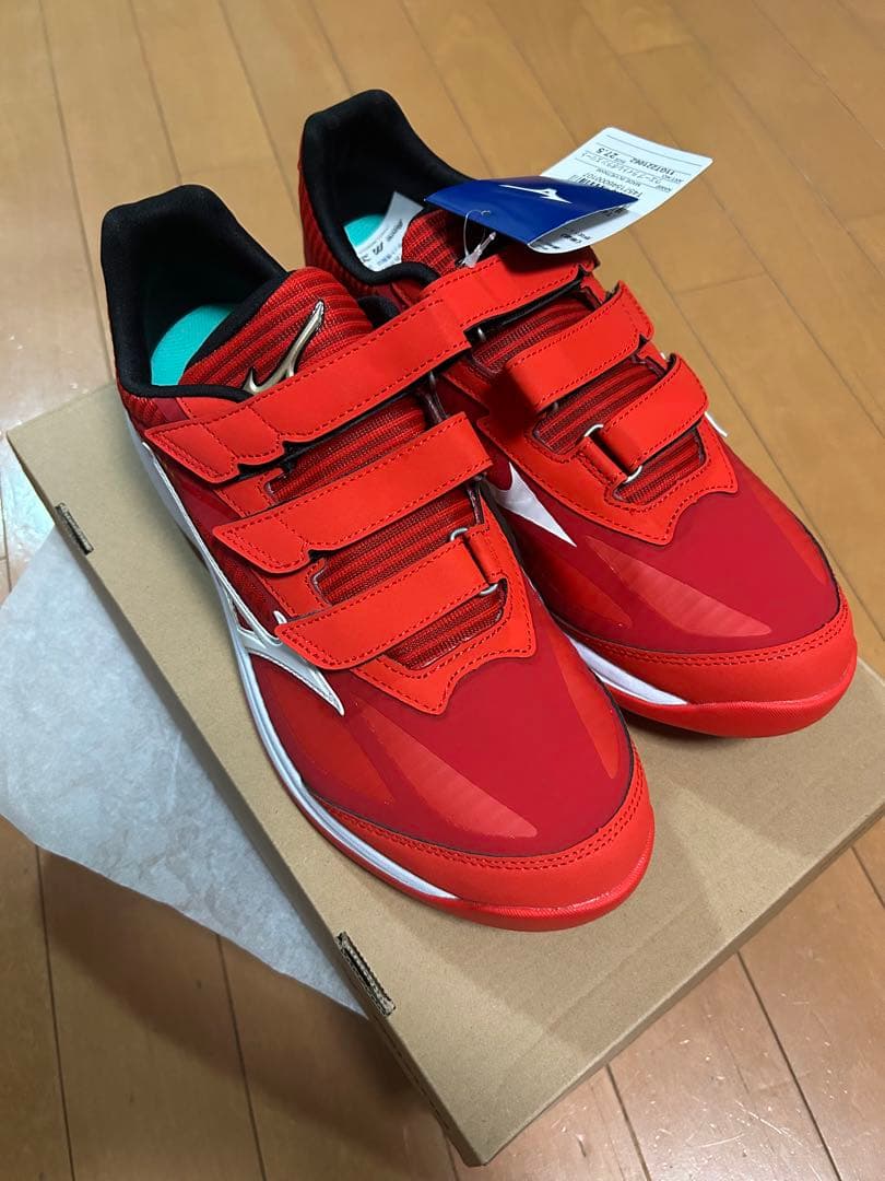 n*4様 ミズノ　ランニングシューズ　野球　赤　27.5cm 新品未使用品