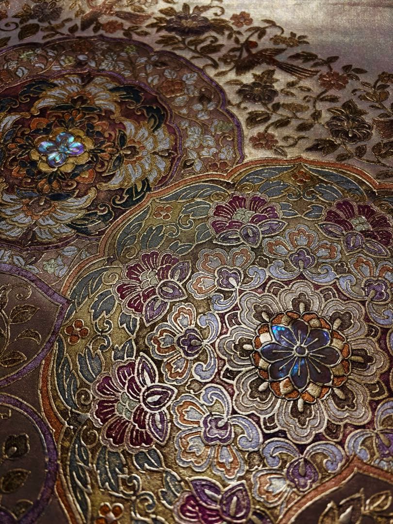 【美品】袋帯 螺鈿 宝相華 金色 お太鼓柄