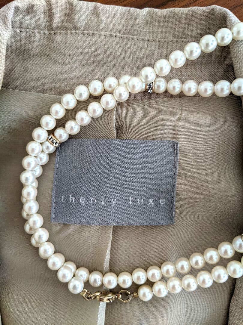 極美品【Theory luxe】セオリー　テーラードジャケット　ロロピアーナ　S