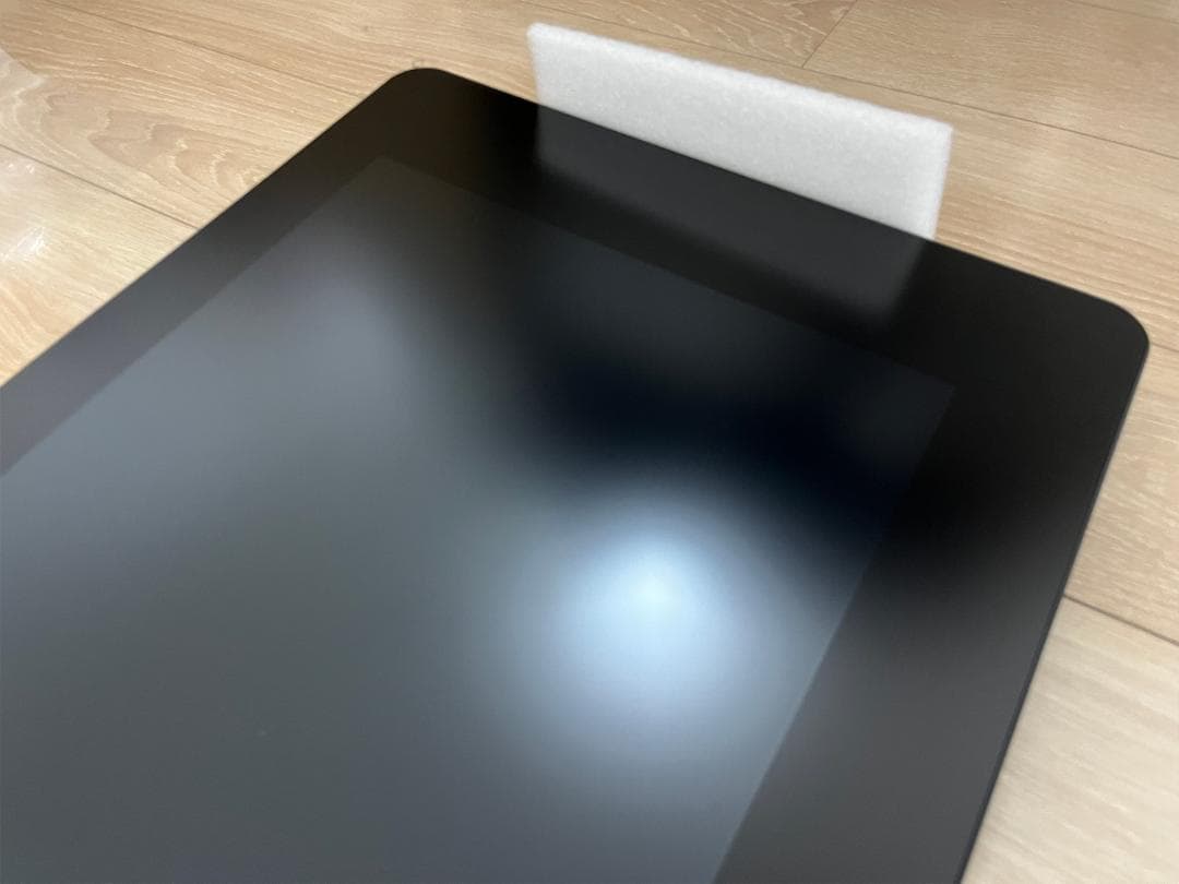 液タブ・ペンタブ Wacom Cintiq Pro 24 touch DTH-2420/K0