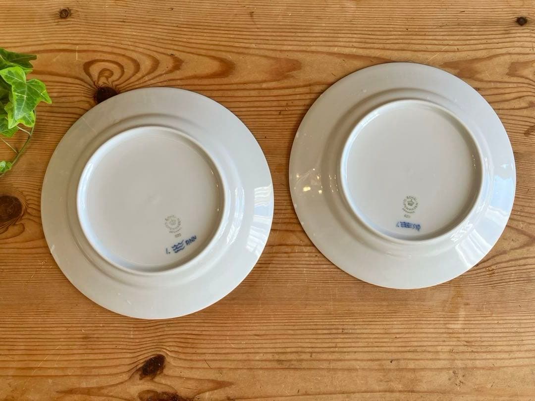 ロイヤルコペンハーゲン　ブルーフルーテッド　19デザートプレート×2