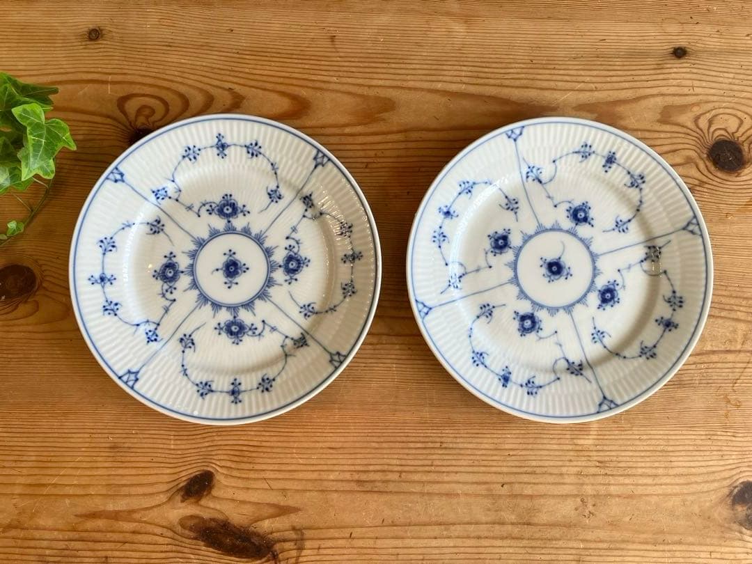 ロイヤルコペンハーゲン　ブルーフルーテッド　19デザートプレート×2