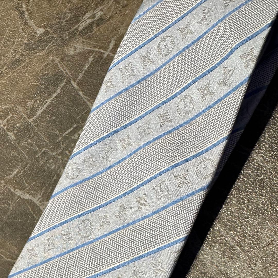 美品 LOUIS VUITTON ルイヴィトン ネクタイ モノグラム ストライプ