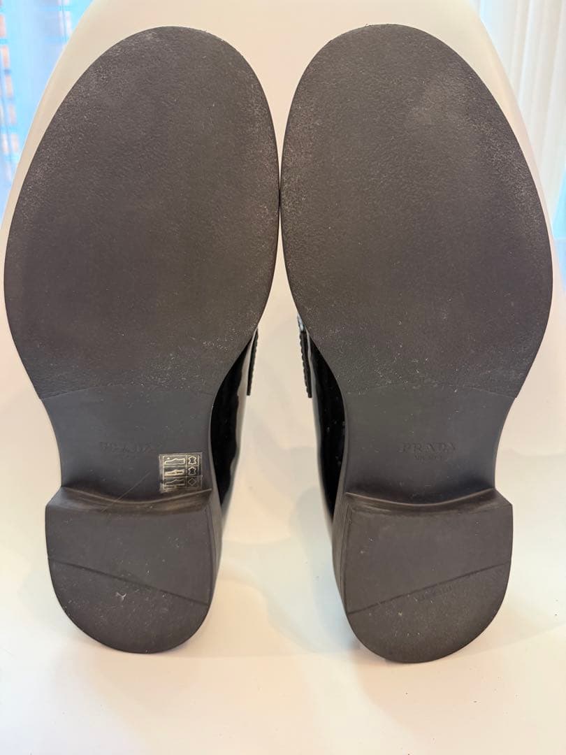 専用⭐︎人気PRADAチョコレート⭐︎新品同様 size8