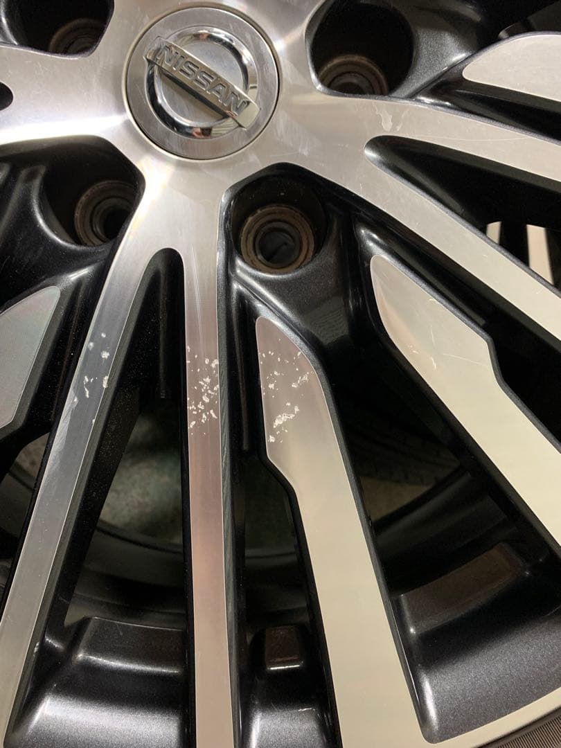 もたE52 エルグランド　ホイールのみ