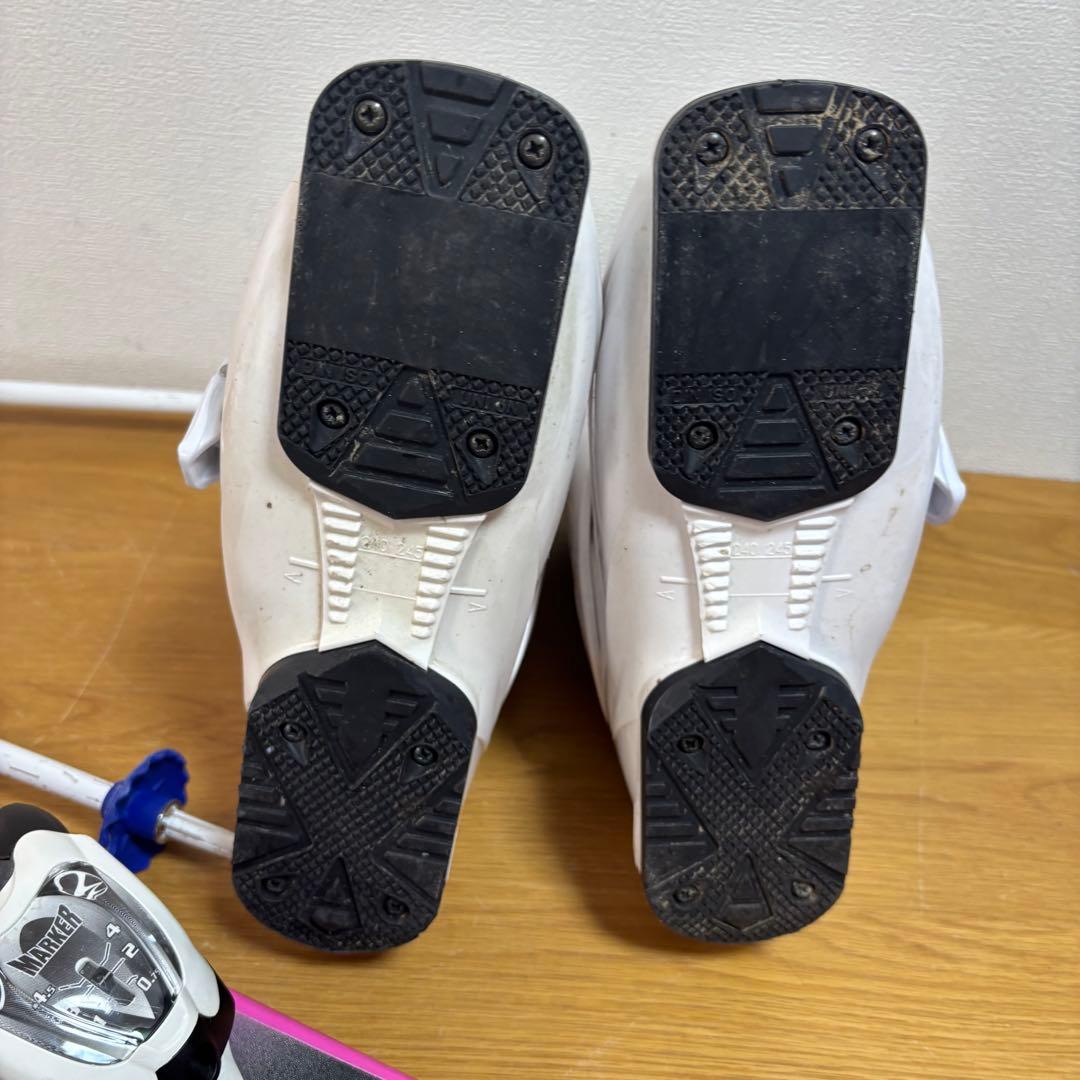 ジュニアスキーセット　K2 136cm 24-24.5cm ストック付