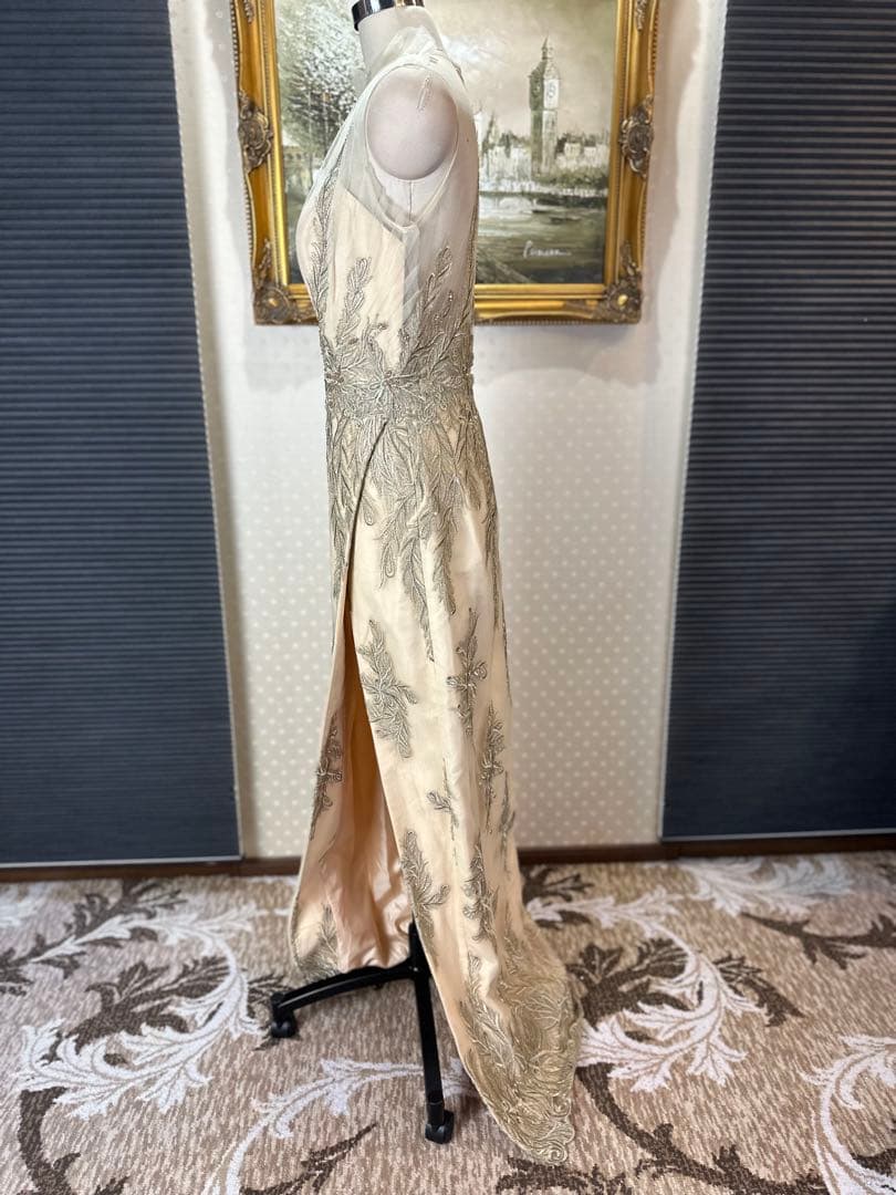 JOVANI☆アイボリー刺繍パーティードレス