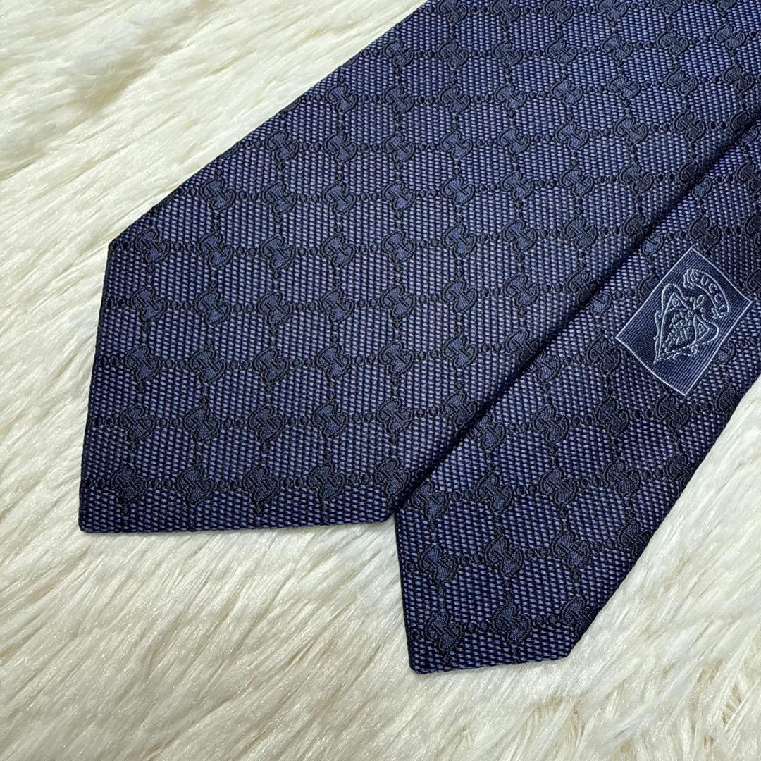 【美品】GUCCI ネクタイ　高級シルク　GG柄　ジャガード