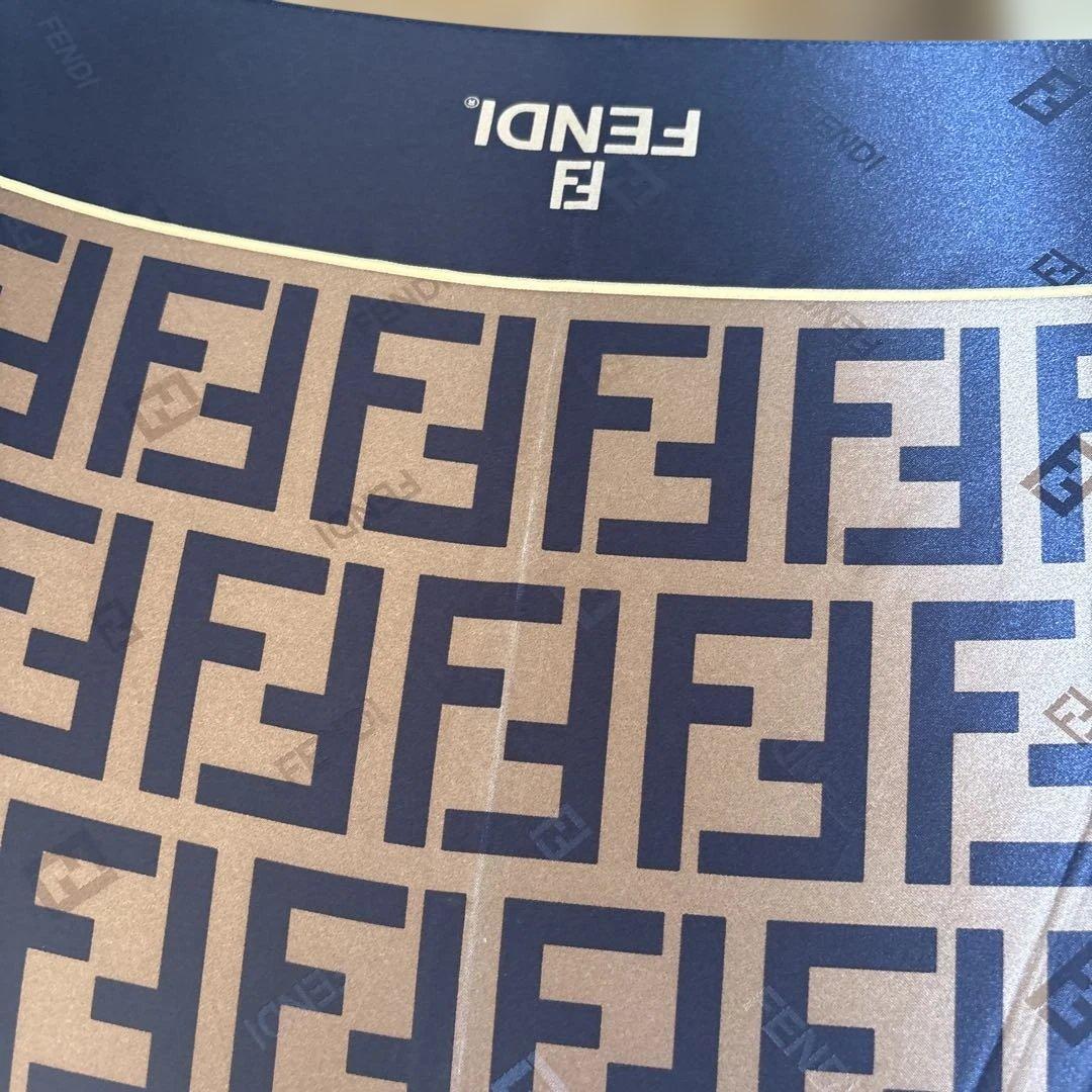 K282 FENDI ズッカ柄 長傘 ロゴ