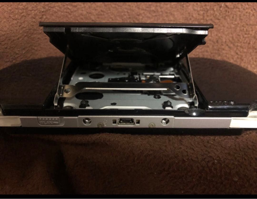 Nintendo Switch SONY PSP 3000