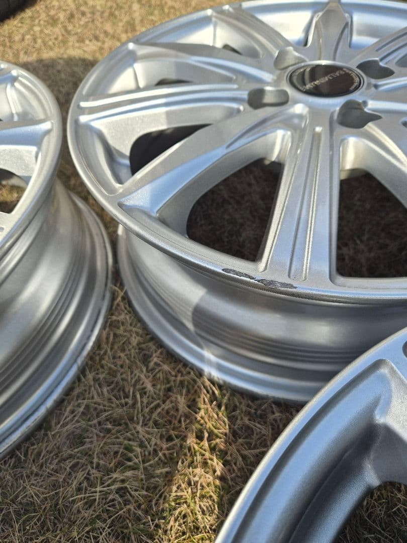 15インチホイール　 シルバー 4本セット