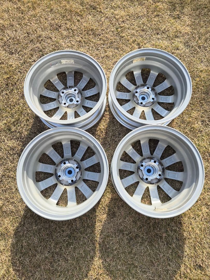 15インチホイール　 シルバー 4本セット