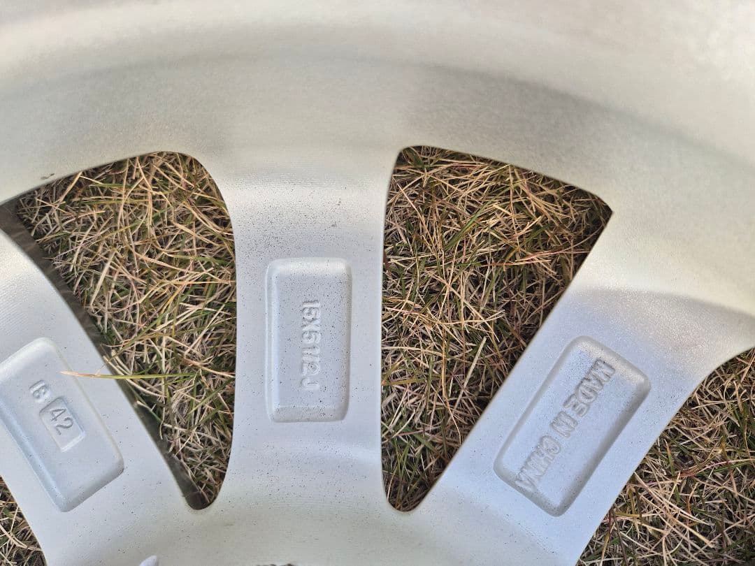 15インチホイール　 シルバー 4本セット