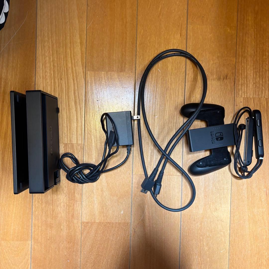 値下げしました　Nintendo Switch 本体　おまけ付き