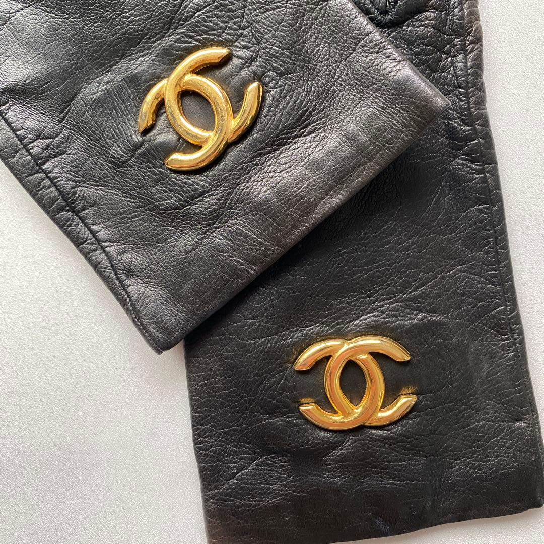 美品　イタリア製　シャネル　レザーグローブ　ブラック　黒革手袋　サイズ6ハーフ