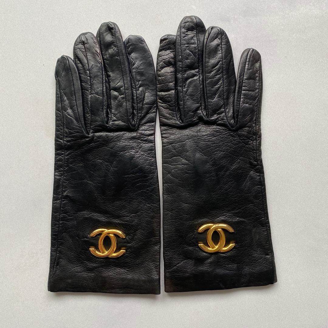 美品　イタリア製　シャネル　レザーグローブ　ブラック　黒革手袋　サイズ6ハーフ