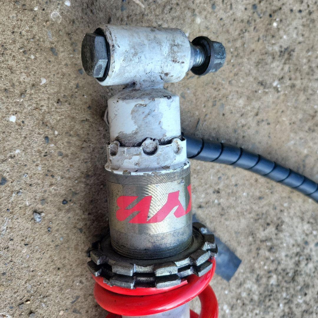 TZR50R KYB タンク別体式ガスショック リアサス