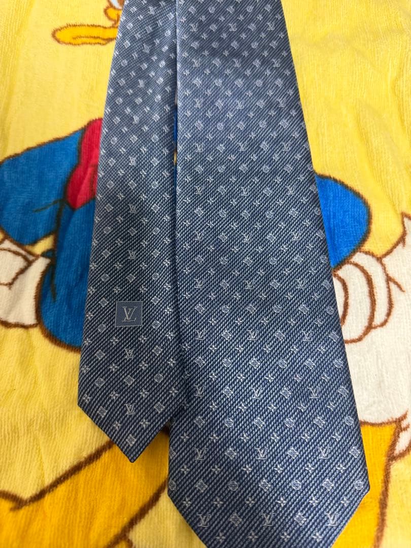 LOUIS VUITTON ダークブルー ネクタイ