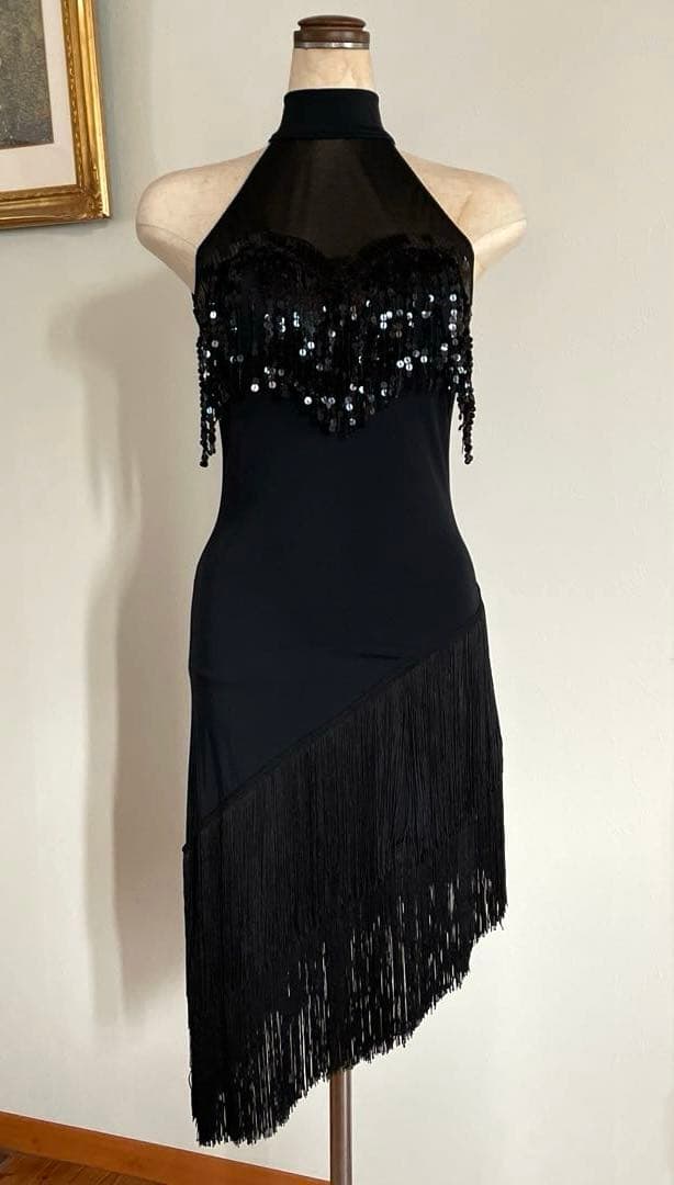 ❤︎ラテン【社交ダンス用ドレス】黒❤︎フリンジ付きホルターネック