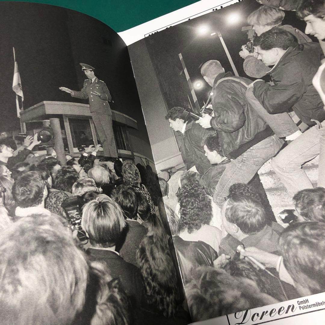 アート・デザイン・音楽 Die Mauer Ist Weg! by Mark Power