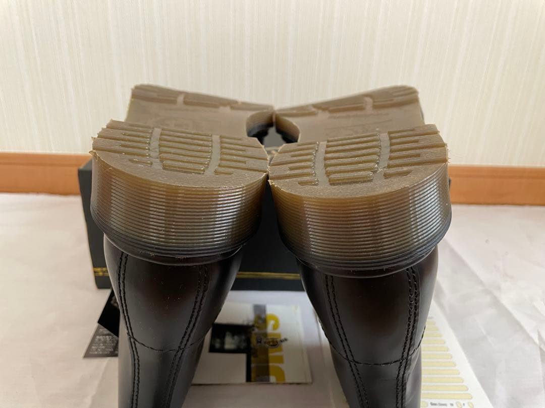 お*ん様 【美品】ドクターマーチン B-SM1460Z 8ホール ブーツ UK9