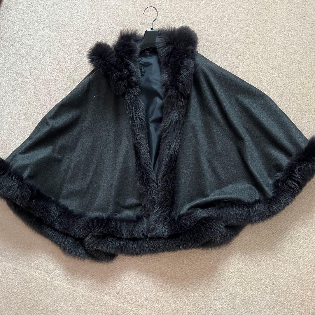 新品未使用イタリア製カシミヤ ケープ コート　ポンチョ サガファー ￼フォックス