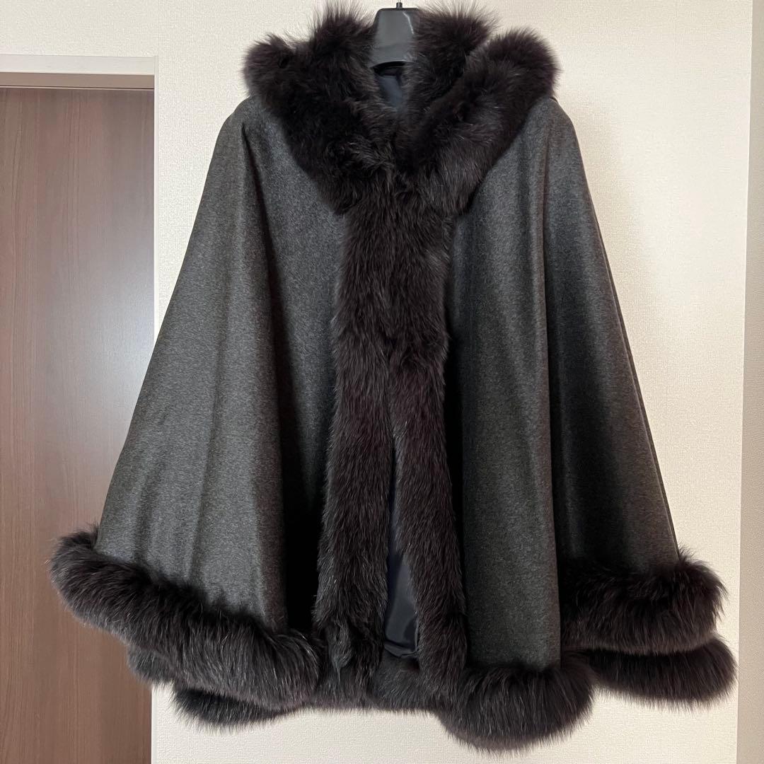 新品未使用イタリア製カシミヤ ケープ コート　ポンチョ サガファー ￼フォックス