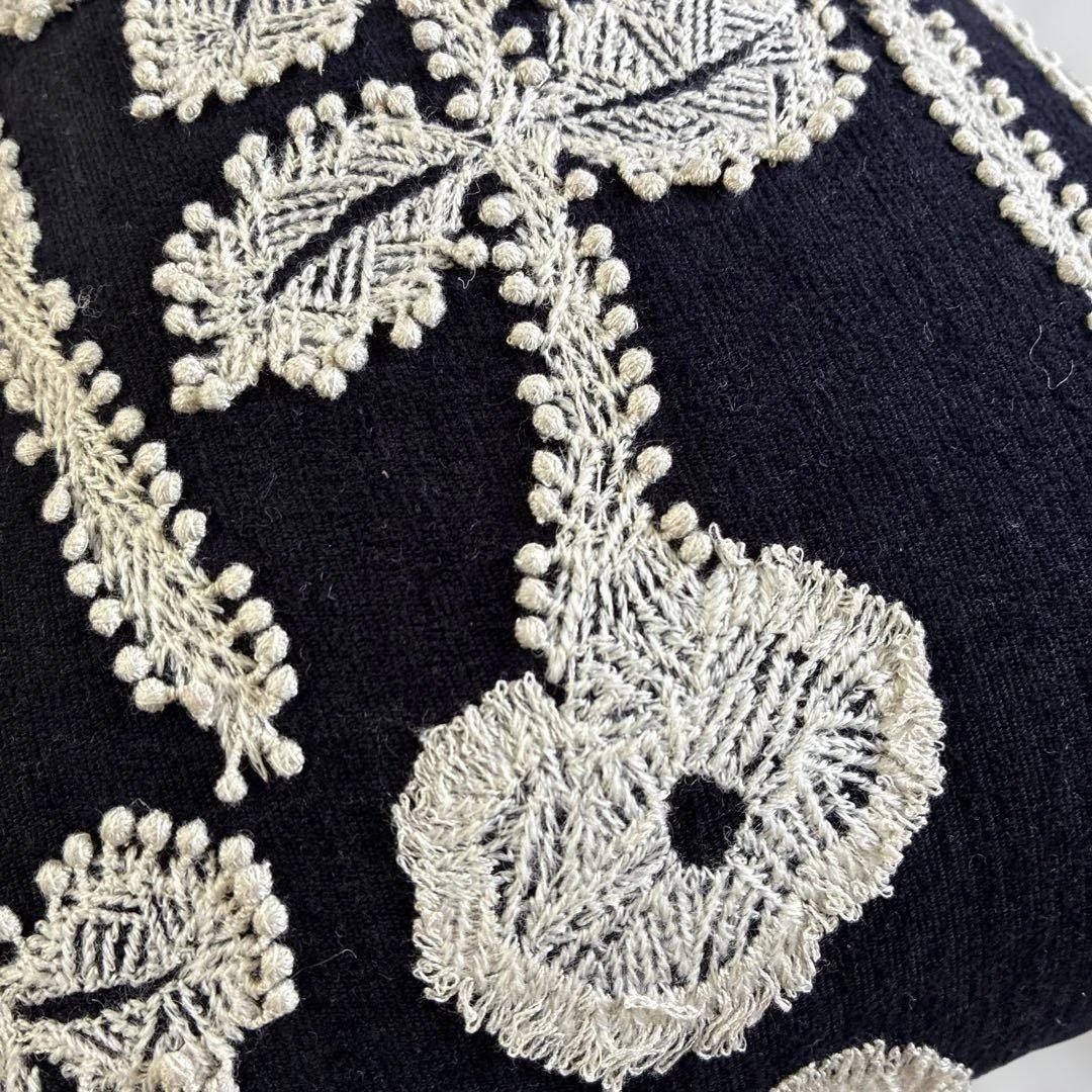 ミナペルホネン うさぎクッション　frost garden ネイビー