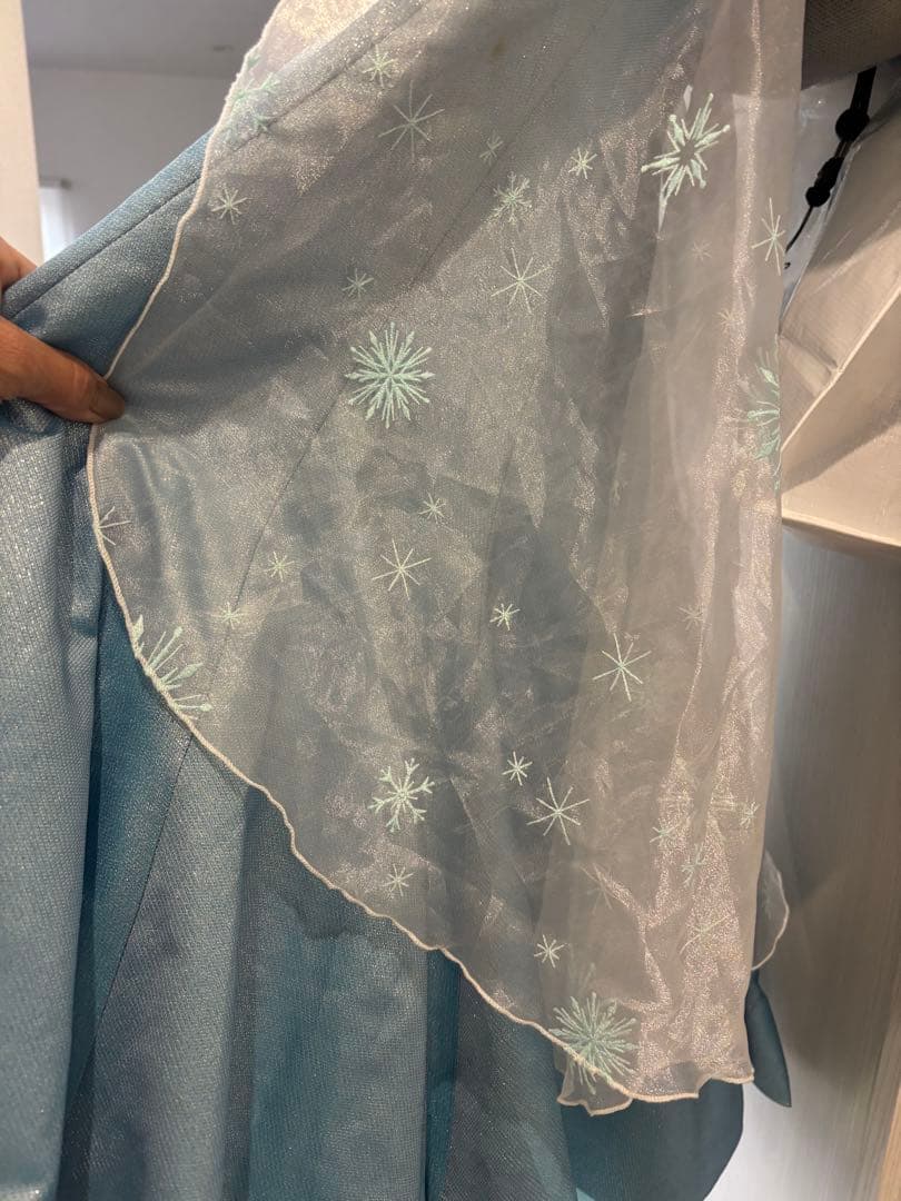 アナと雪の女王　エルサのドレス　140㌢