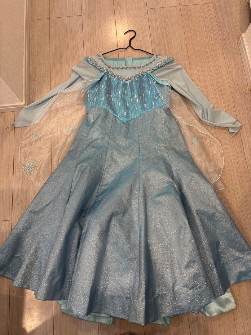 アナと雪の女王　エルサのドレス　140㌢