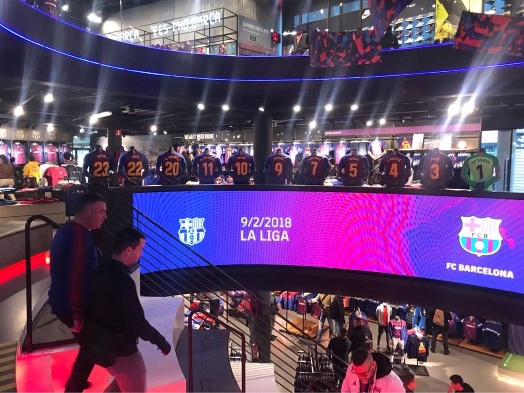 現地購入　正規品バルセロナ　ラキティッチ　ユニフォーム上下セット