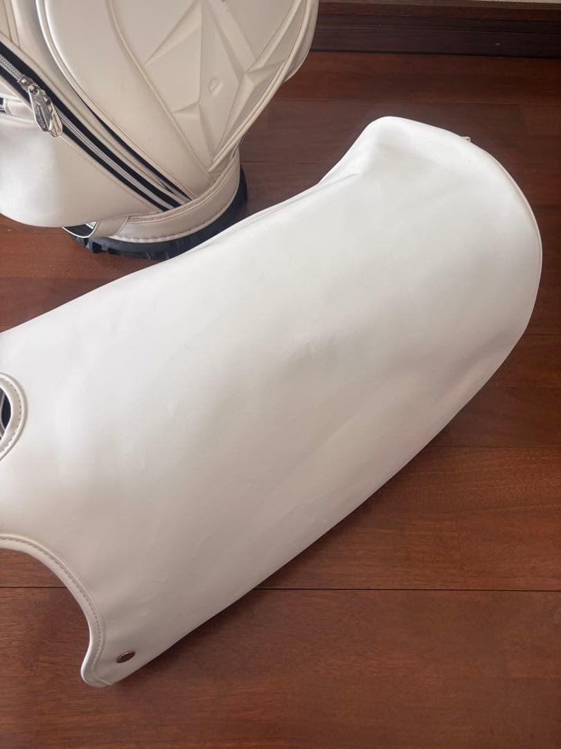 ゴルフキャディバッグ⭐︎テーラーメイド