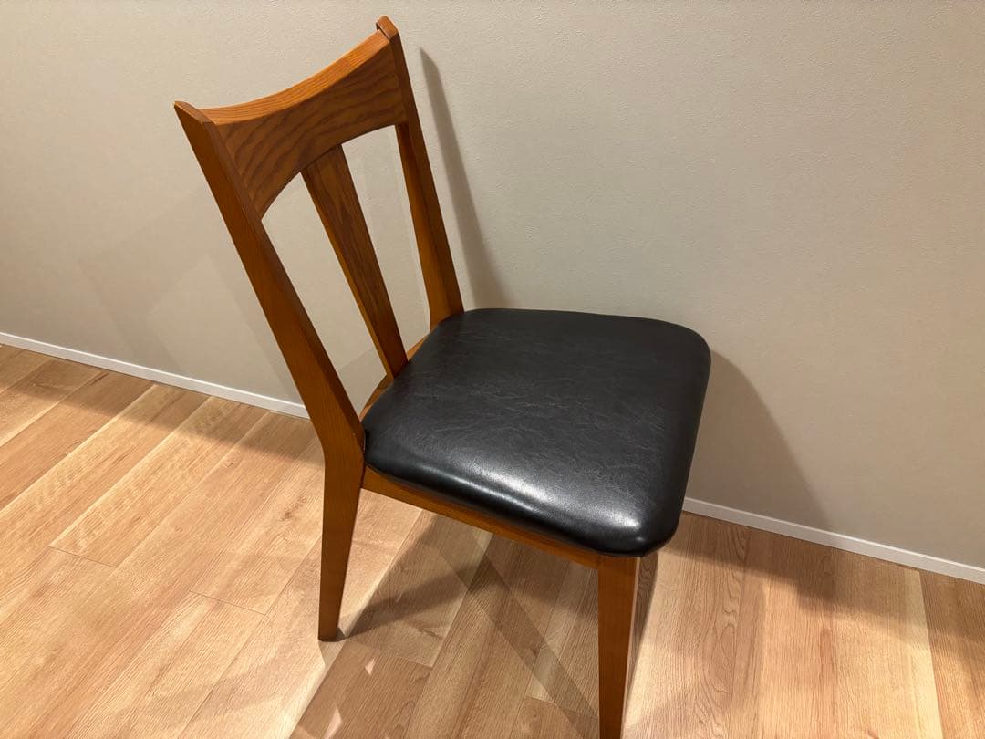 ACME Furniture カーディフチェア二脚