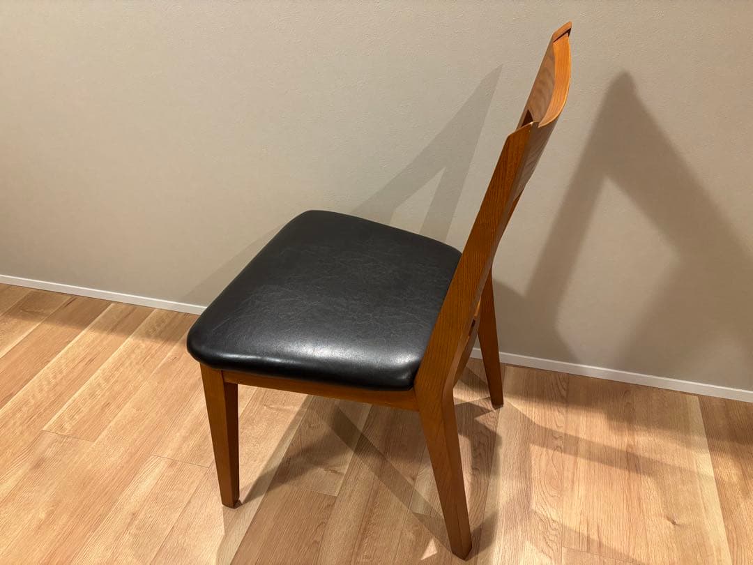 ACME Furniture カーディフチェア二脚