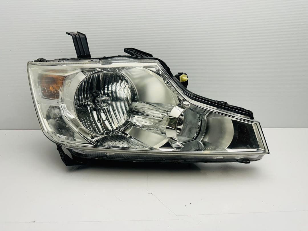 ステップワゴン スパーダ HID ヘッドライトKOITO 100-22013