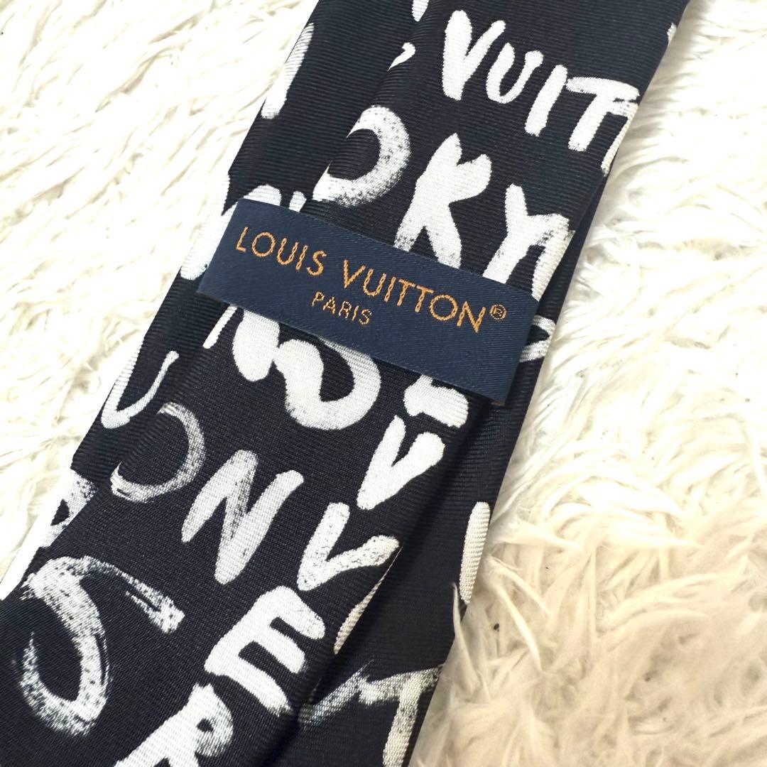 新品　未使用　ルイヴィトン　ネクタイ　NIGOコラボファレル　ブラック　ロゴ