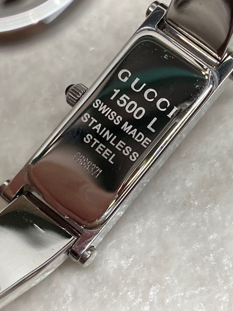 美品　GUCCI グッチ　腕時計　バングルウォッチ　レディース　ピンクシエル